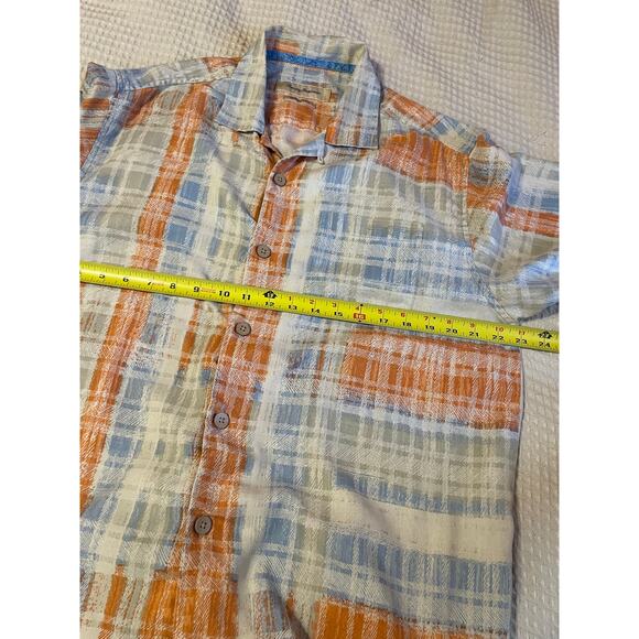 Tommy Bahama Silk Blend Original Fit Button Up Orange & Cream Plaid Top Medium - Picture 9 of 10